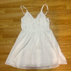 American eagle Elegant White Lace Trim Chemise